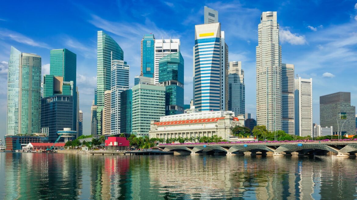 singapore-skyscrapers-with-reflection.jpg